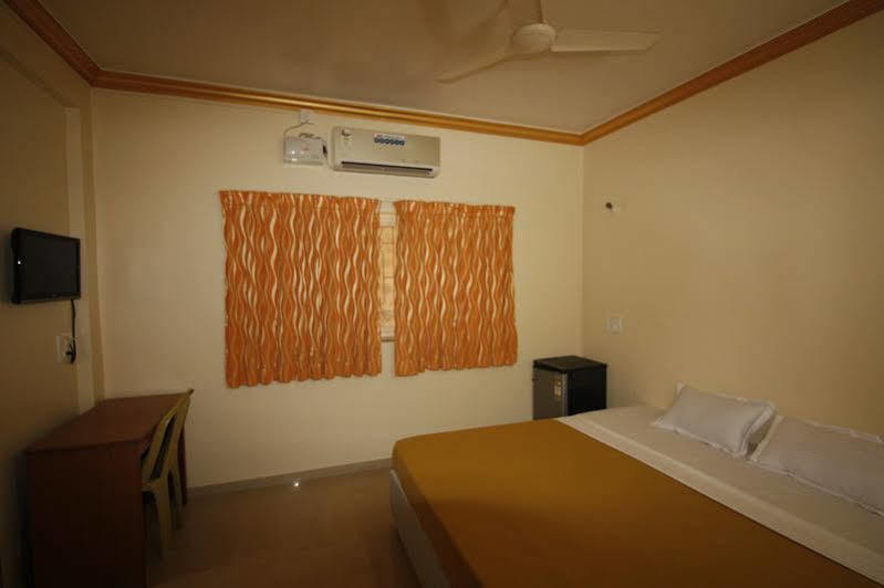Hotel Spot On 39618 El Paso Arambol Esterno foto